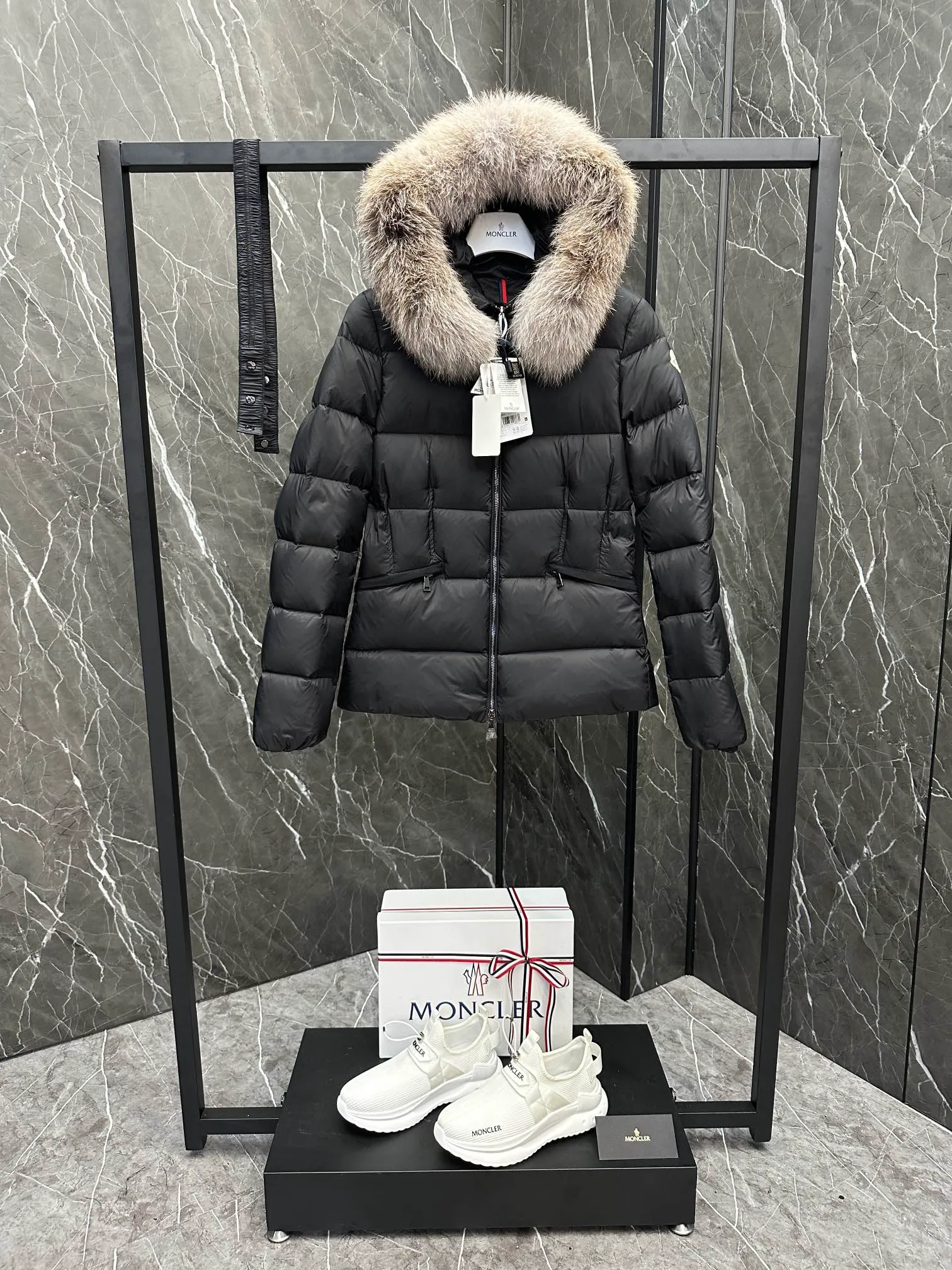 Moncler Boed Boed longue saison ， ， 。 (⚠️ ， ） Boed ， ， 。 longue saison ， 。 • longue saison •Longue saison • • • • ， • ， • Size：1-4